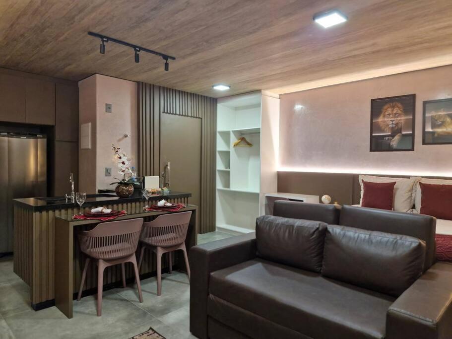 New Time- Conforto E Excelencia Sc Hospedagens Premium Apartamento *